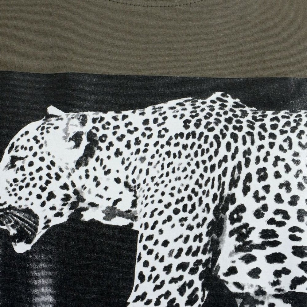 Roberto Cavalli Mens Green Graphic Leopard T-Shirt - Picture 6 of 7